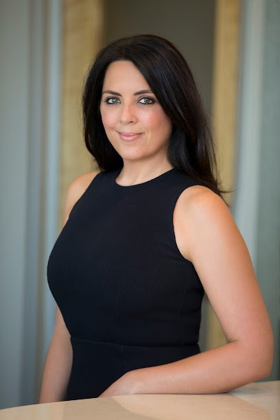 Niki Christopoulos, MD FACS - Chicago Plastic Surgeon