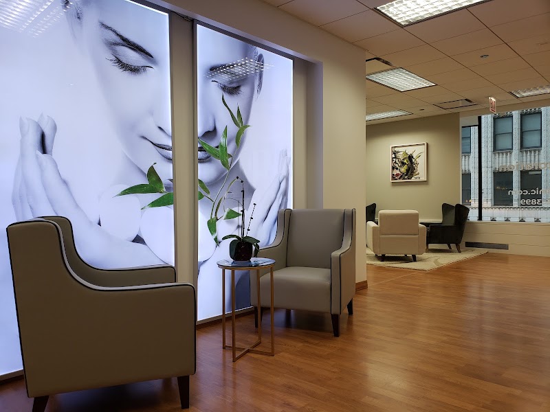 International Hair Institute, Chicago