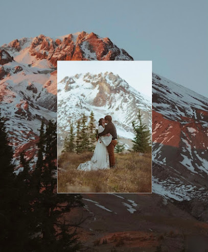 Flora & Lane