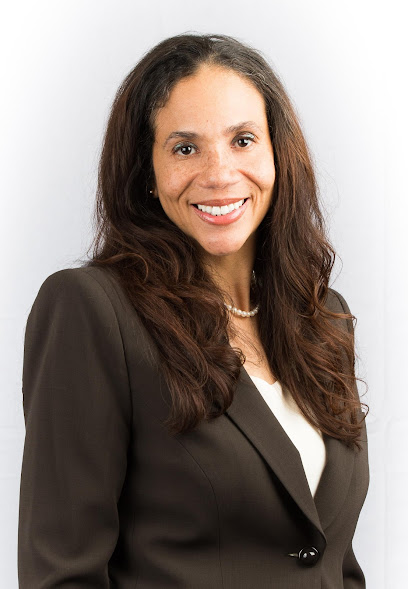 Kenya Williams, MD | Eyelid Surgery Chicago