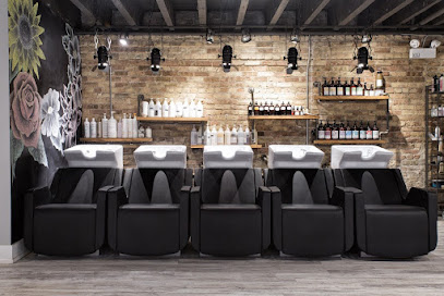 Kala Salon