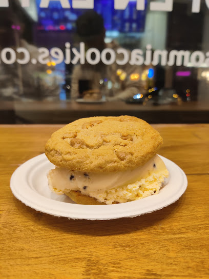 Insomnia Cookies