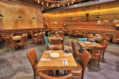 Gold Coast - Lou Malnati's Pizzeria