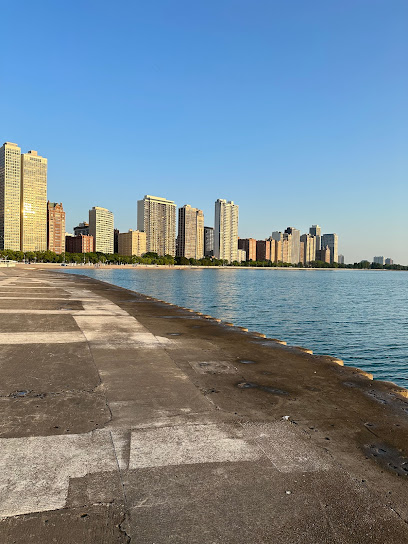Lakefront Trail - Ohio Street Beach