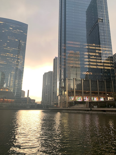 Chicago Riverwalk - West End